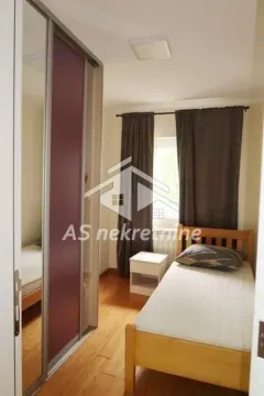 Rent, four bedroom apartment, 160m², Filmski Grad, Beograd - image 17