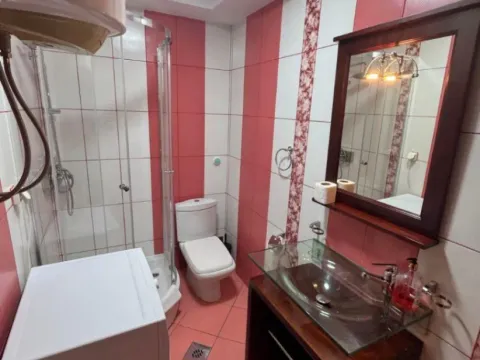 Izdavanje, trosoban stan, 150m², Budva, Crna Gora - image 8