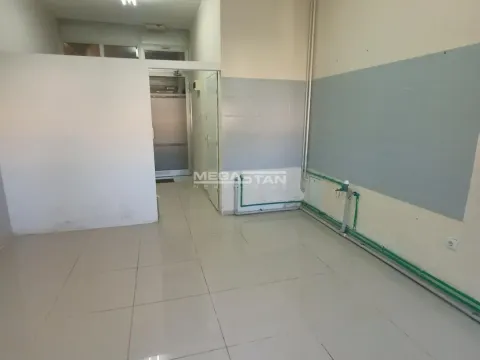 Sale, office space, 28m², Nova Pazova, Stara Pazova - image 1