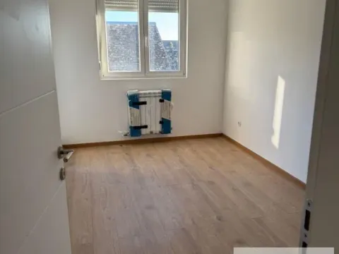 Prodaja, dvosoban stan, 56m², Centar, Stara Pazova - image 10