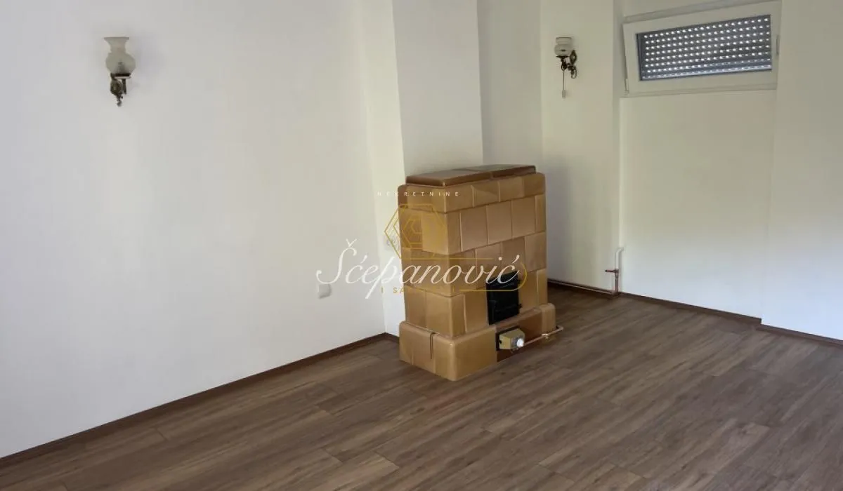 Prodaja, kuća, 67m², Sremska Kamenica, Petrovaradin