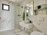 Prodaja, trosoban stan, 90m², Sveti Stefan, Budva - image 4