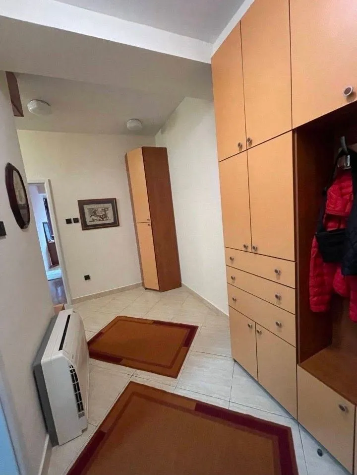 Rent, two bedroom apartment, 76m², Centar, Podgorica
