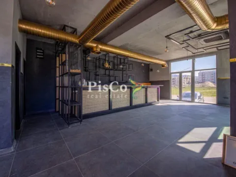 Izdavanje, poslovni prostor, 84m², Centar, Nikšić - image 3