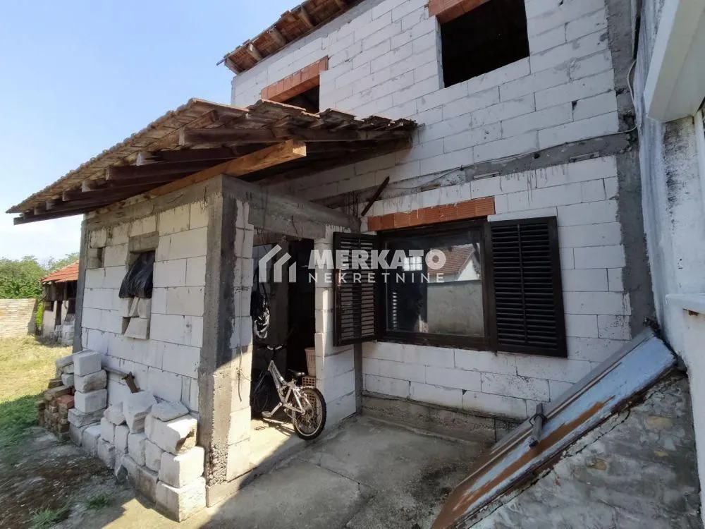Prodaja, dvosoban stan, 61m², Zrenjanin, Srbija