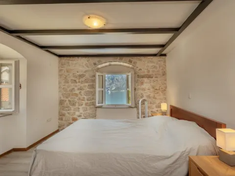 Prodaja, kuća, 800m², Prčanj, Kotor - image 18