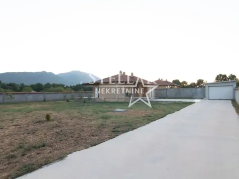 Izdavanje, kuća, 170m², Jastreb, Danilovgrad - image 26