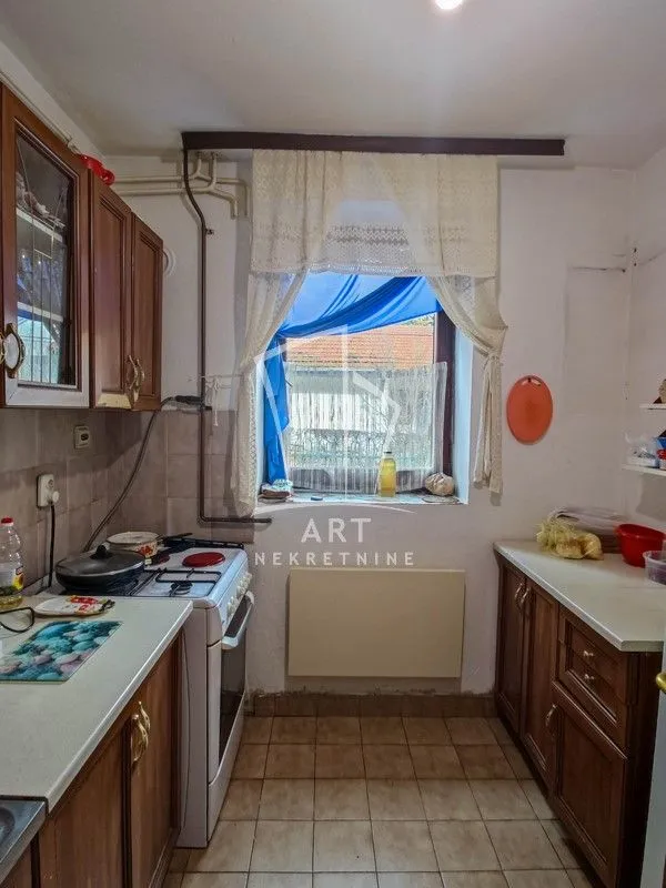 Sale, three bedroom apartment, 107m², Petlovo Brdo, Beograd