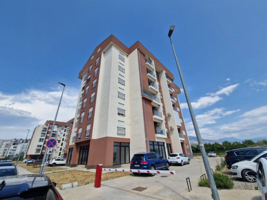 Izdavanje, jednosoban stan, 47m², Stari Aerodrom, Podgorica