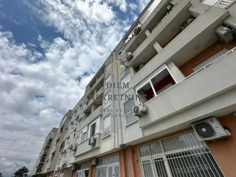 Rent, one bedroom apartment, 40m², Tuški Put, Podgorica - image 2
