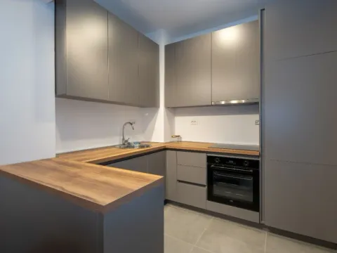 Izdavanje, jednosoban stan, 57m², Momišići, Podgorica - image 7