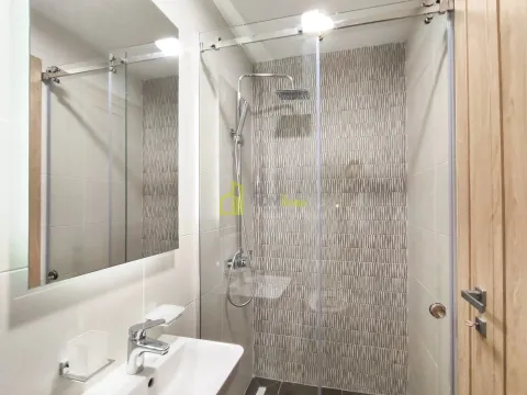 Izdavanje, trosoban stan, 96m², Master Kvart, Podgorica - image 6