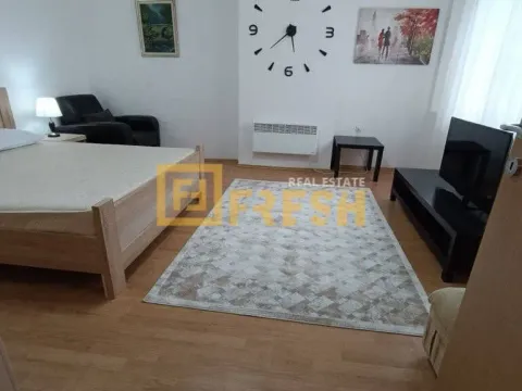 Izdavanje, dvosoban stan, 58m², Centar, Podgorica - image 6