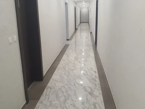 Izdavanje, dvosoban stan, 82m², Kod Capital Plaze, Podgorica - image 16