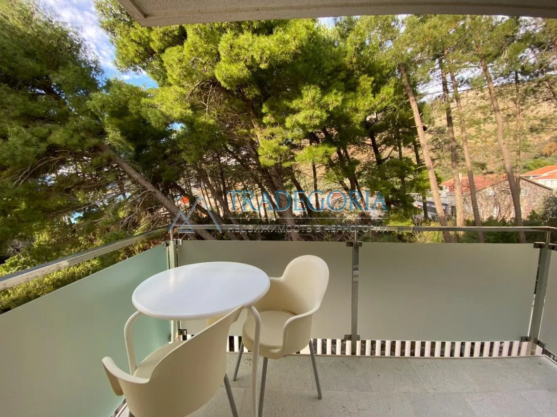 Prodaja, trosoban stan, 106m², Sveti Stefan, Budva
