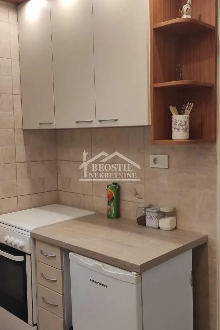Rent, one bedroom apartment, 38m², Savski Venac, Beograd