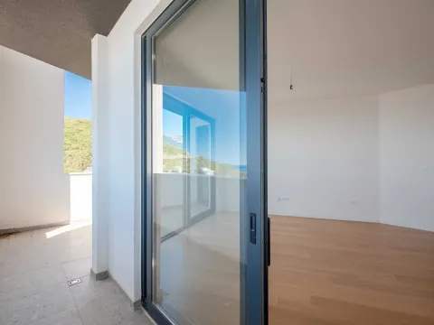 Prodaja, jednosoban stan, 69m², Bečići, Budva - image 11