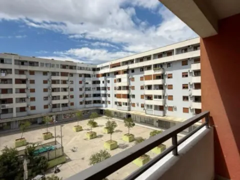 Izdavanje, jednosoban stan, 44m², Stari Aerodrom, Podgorica