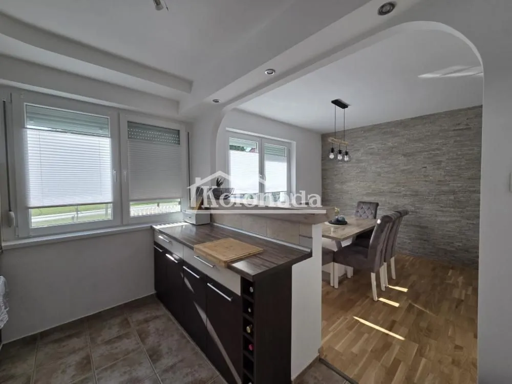 Sale, house, 260m², Sopot, Beograd