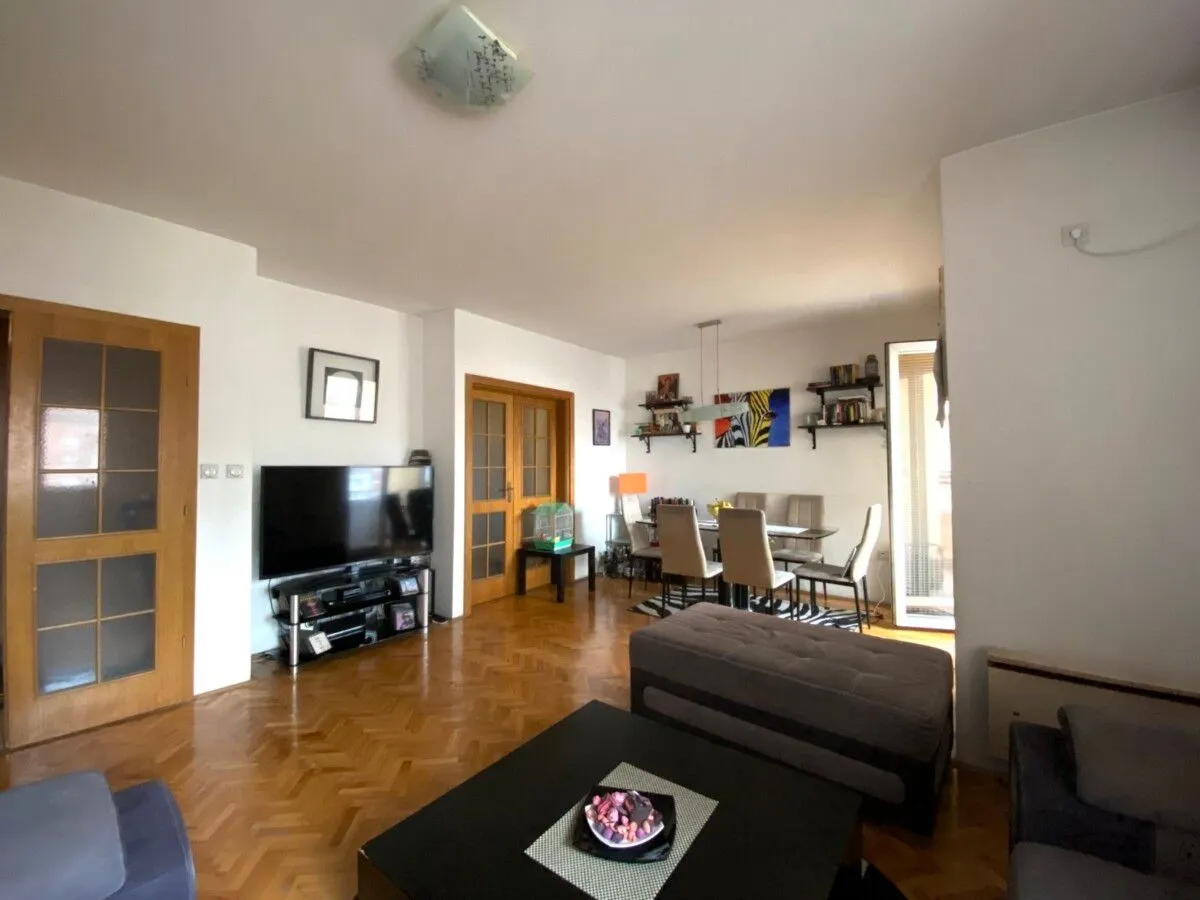 Prodaja, jednosoban stan, 56m², Stari Aerodrom, Podgorica