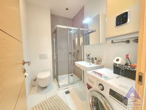 Izdavanje, jednosoban stan, 49m², Centar, Budva - image 14