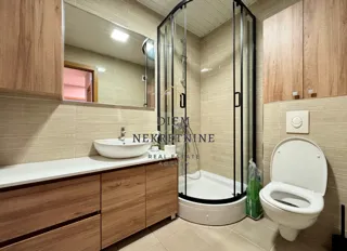 Izdavanje, dvosoban stan, 70m², City Kvart, Podgorica - image 9