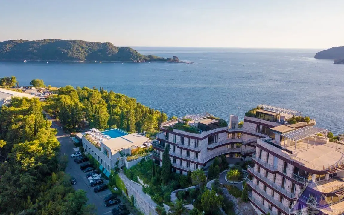 Prodaja, kuća, 562m², Zavala, Budva