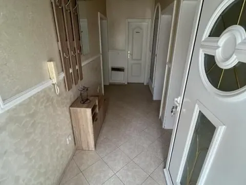 Rent, two bedroom apartment, 65m², Bar, Crna Gora - image 7