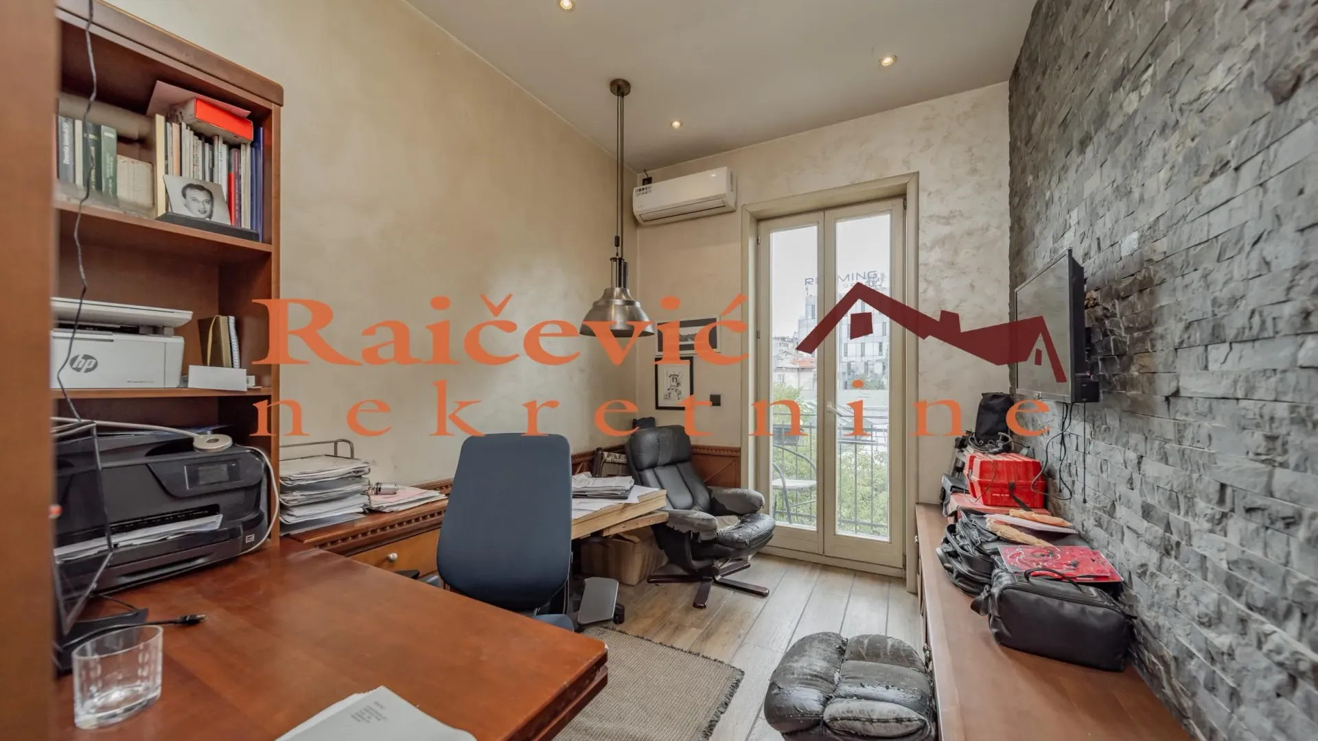 Sale, studio apartment, 85m², Vračar, Šid