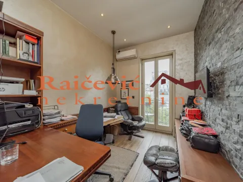 Sale, studio apartment, 85m², Vračar, Šid - image 17