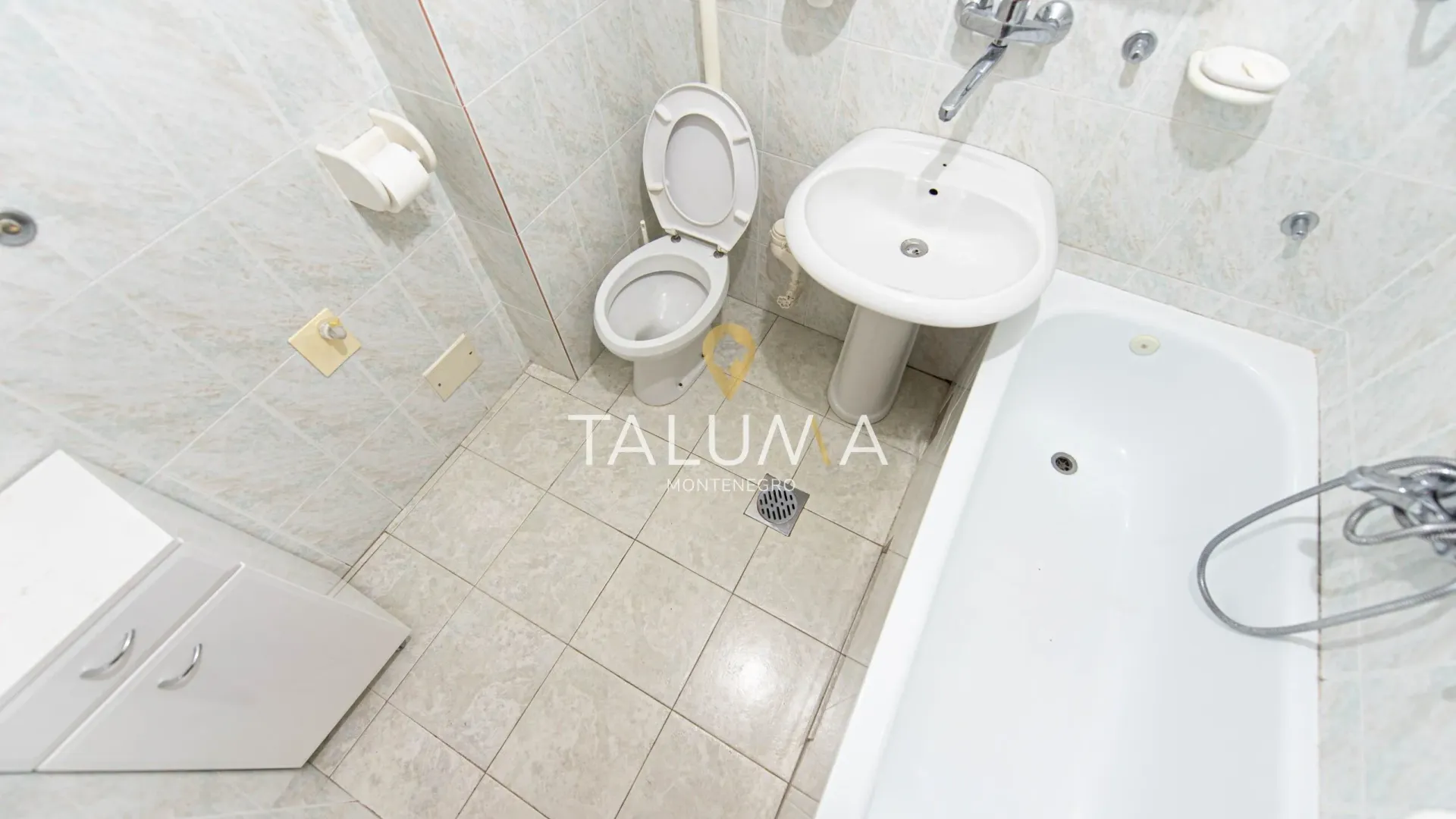 Sale, three bedroom apartment, 117m², Rozino, Budva