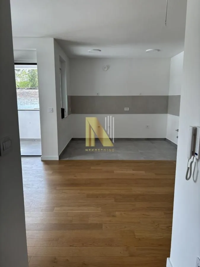 Rent, office space, 46m², Sajmište, Novi Sad