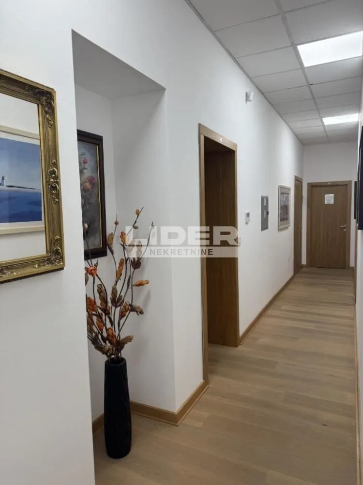Rent, office space, 60m², Savski Venac, Beograd