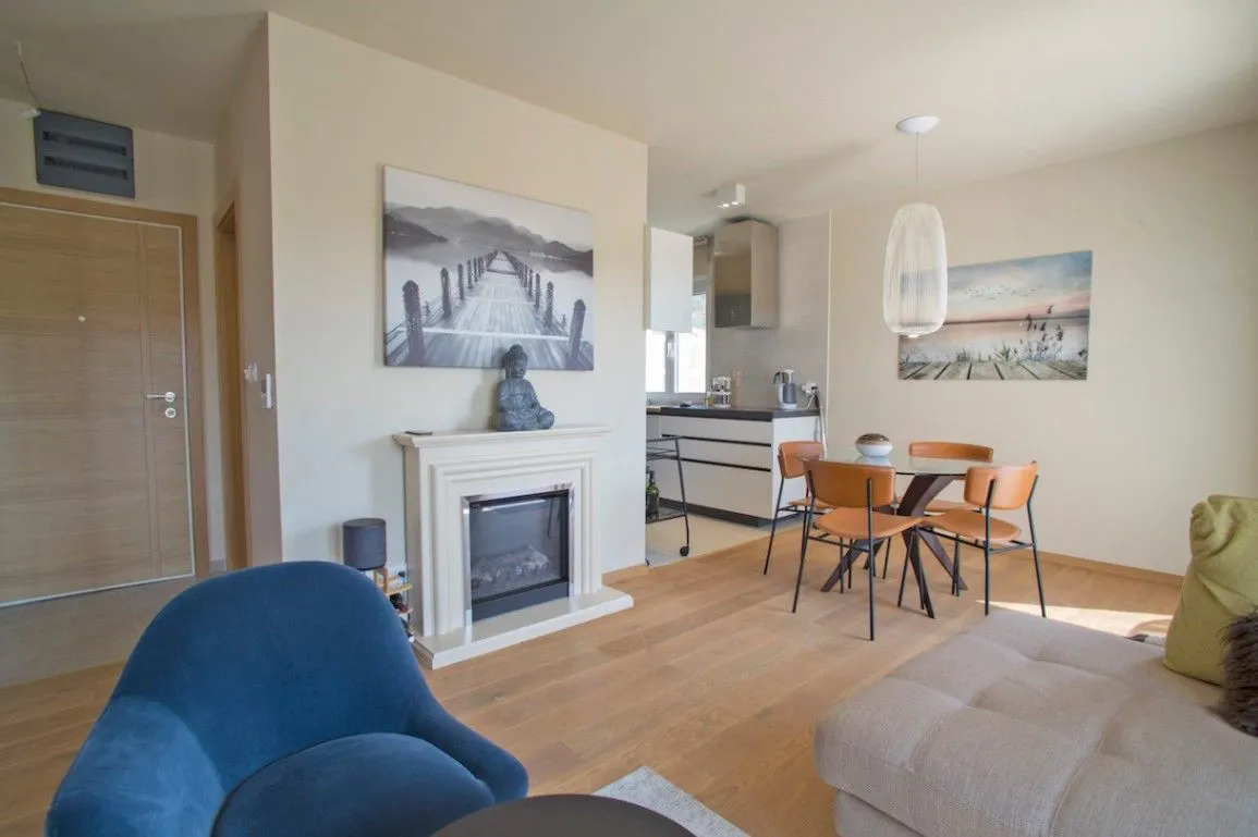 Prodaja, dvosoban stan, 64m², Tivat, Crna Gora
