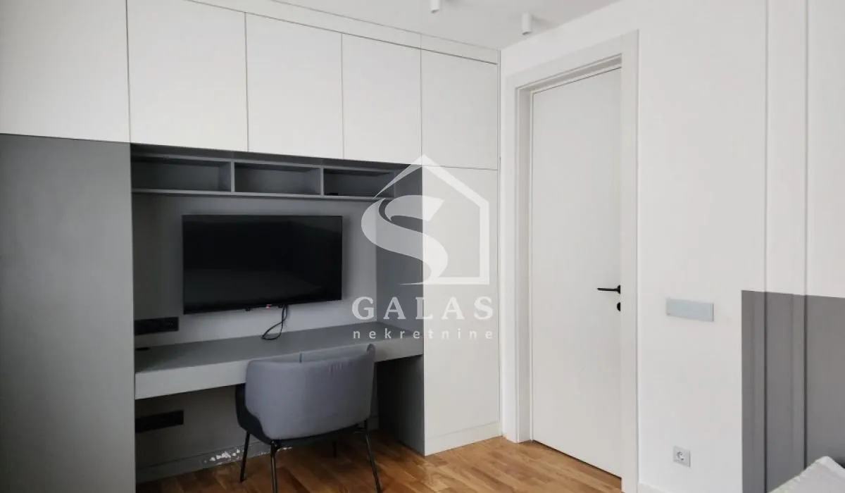 Rent, apartment, 78m², Južni Bulevar, Vračar Sve Podlokacije