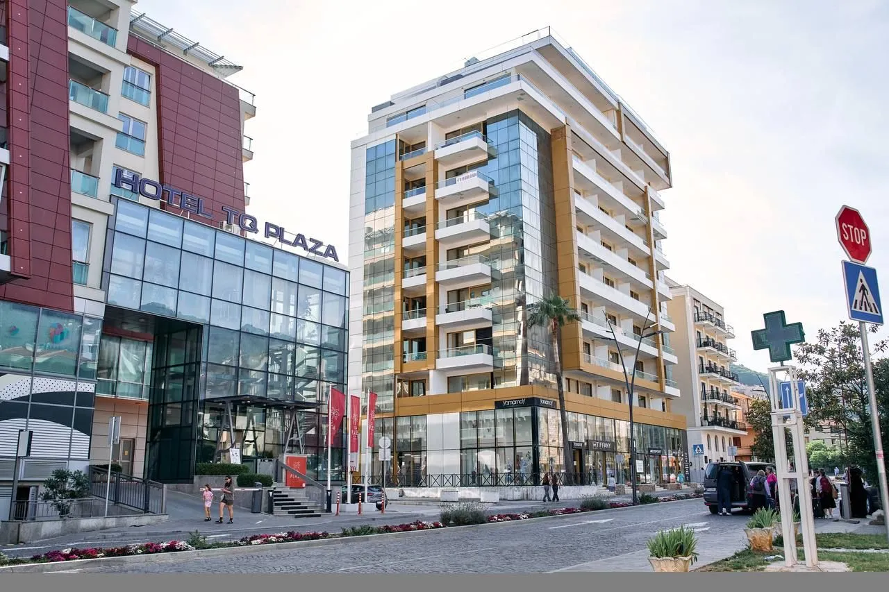 Daily-rent, two bedroom apartment, 130m², Centar, Budva