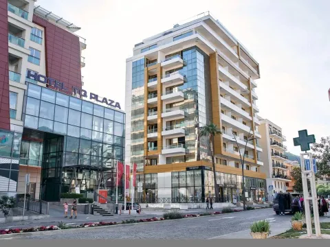 Daily-rent, two bedroom apartment, 130m², Centar, Budva - image 4