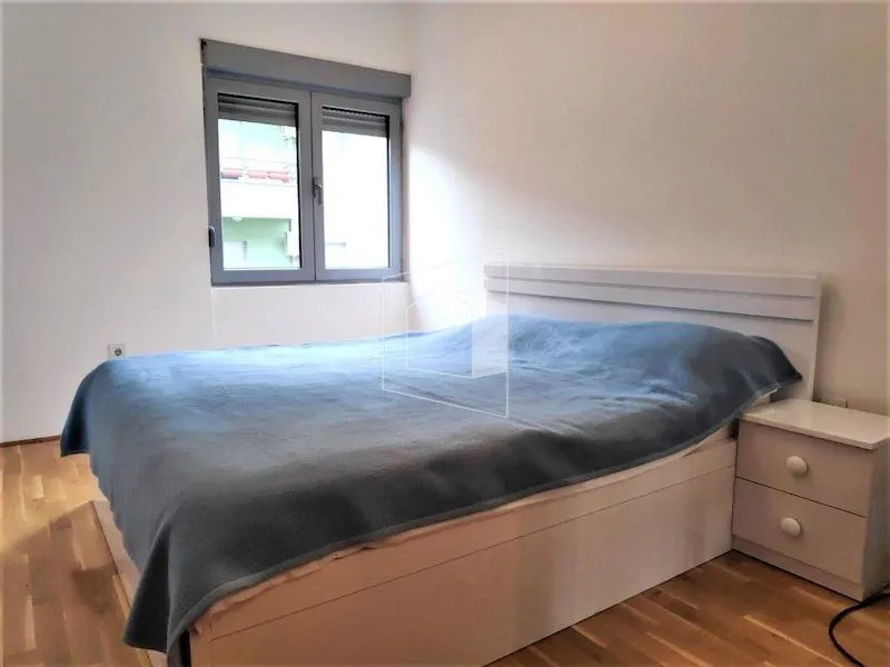 Rent, apartment, 44m², 1 maj, Podgorica