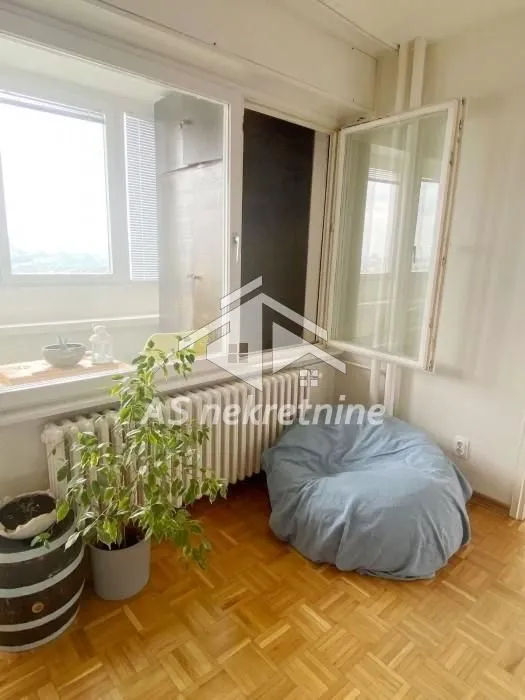 Izdavanje, četvorosoban stan, 120m², Voždovačka Crkva, Voždovac Sve Podlokacije