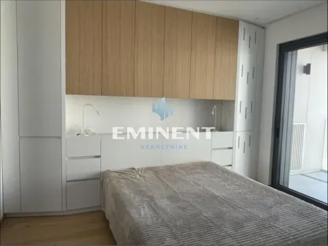 Izdavanje, trosoban stan, 100m², Gundulićev Venac, Beograd - image 8