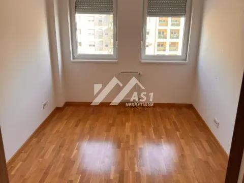 Izdavanje, trosoban stan, 70m², Jugovićevo, Novi Sad Sve Podlokacije - image 8
