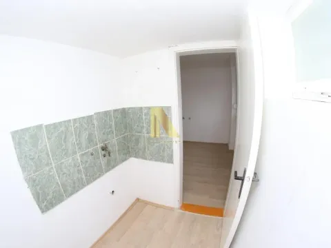 Sale, two bedroom apartment, 47m², Bela Palanka, Srbija - image 8