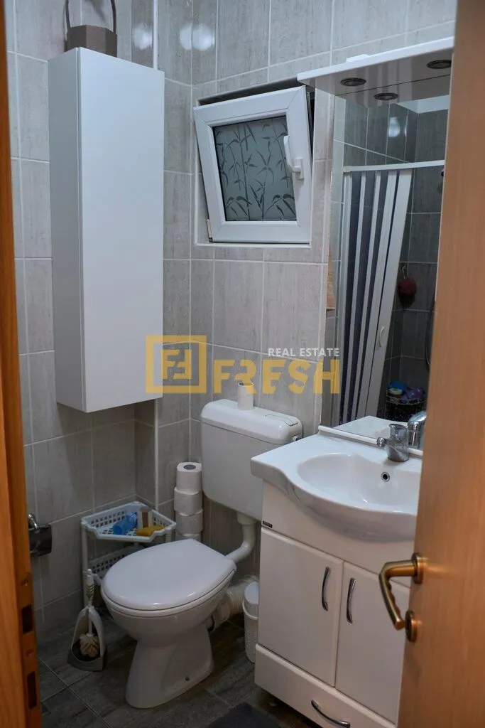 Izdavanje, jednosoban stan, 43m², Masline, Podgorica