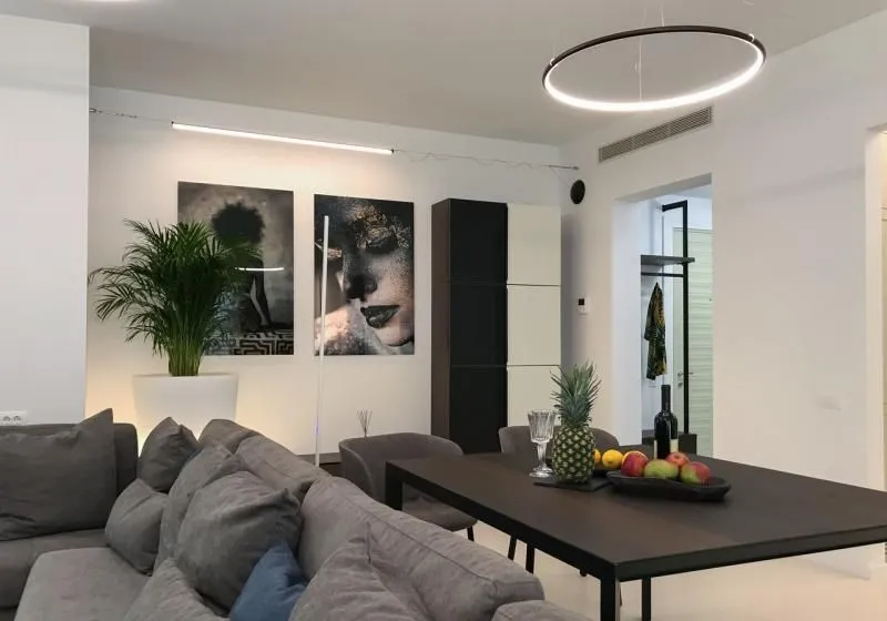 Sale, one bedroom apartment, 146m², Centar, Tivat
