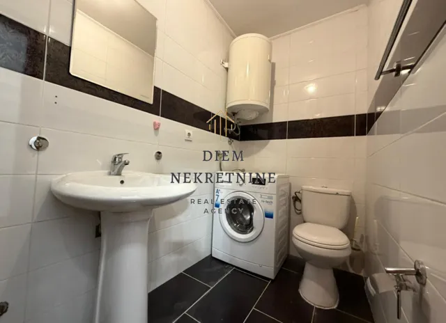 Sale, one bedroom apartment, 44m², Krivi Most, Podgorica