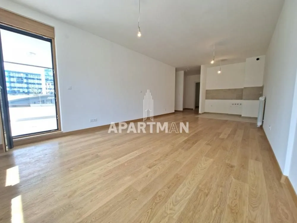 Sale, four bedroom apartment, 106m², Novi Beograd Blok 65, Novi Beograd Sve Podlokacije