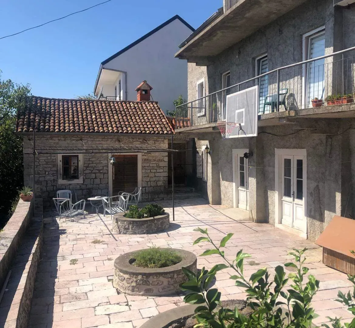 Prodaja, kuća, 314m², Centar, Herceg Novi