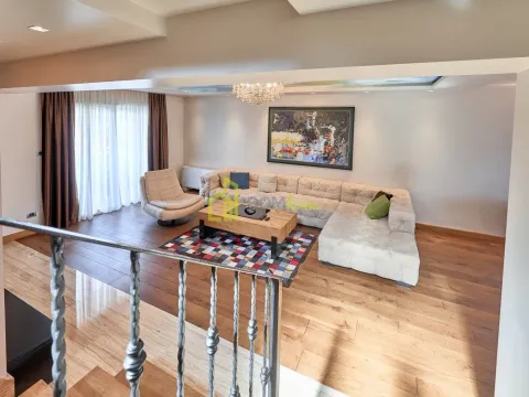 Prodaja, kuća, 255m², Vranići, Podgorica - image 11