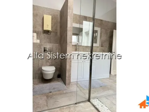 Rent, three bedroom apartment, 97m², Vračar Sve Podlokacije, Beograd - image 11