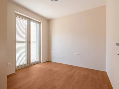 Prodaja, dvosoban stan, 67m², Pržno, Budva - image 10